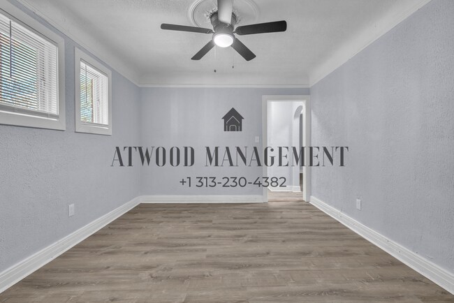 Foto del edificio - This beautifully updated 2-bedroom, 1-bath single-family home is ready for move-in!