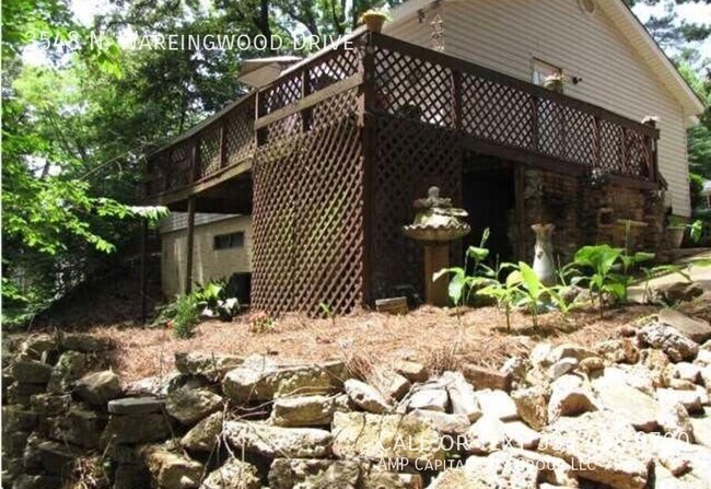 Foto del edificio - 3548 N Wareingwood Dr
