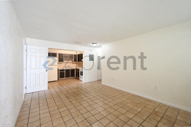 Building Photo - Unit Unit 1