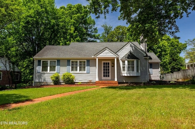 Photo - 1105 Sterling Avenue House