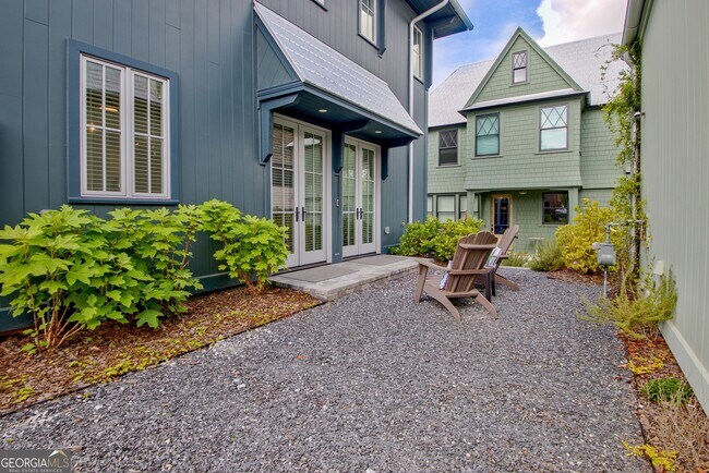 Foto del edificio - 120 Channing Ln