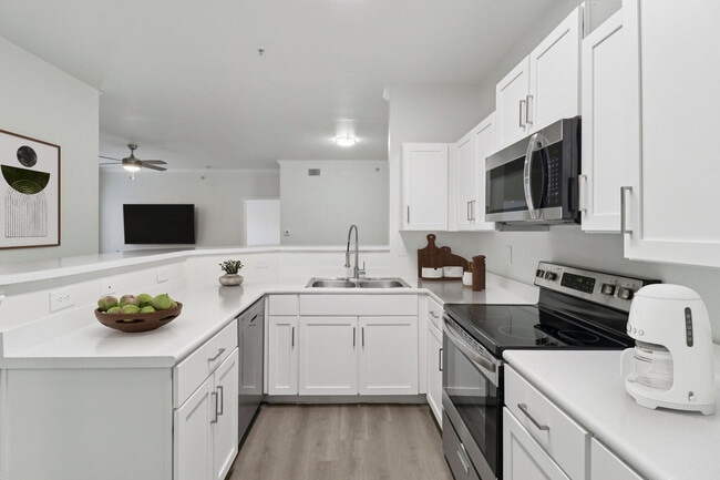 Building Photo - Harlan at Med Center