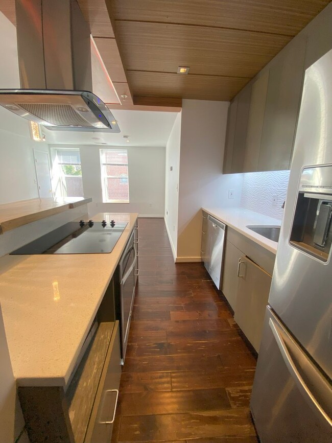 Foto del edificio - Modern 2 Bedroom in Adams Morgan!