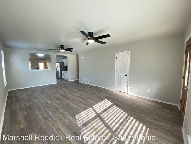 Foto del edificio - 3 br, 2 bath House - 303 Cardinal Way