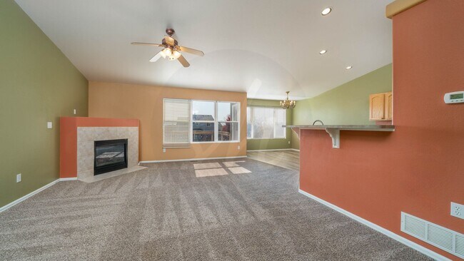 Foto del edificio - Beautiful Rancher in Woodmen Hills on over...