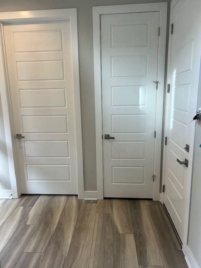 Building Photo - Beautiful 2 Bed + Office + 2.5 Bath home i...