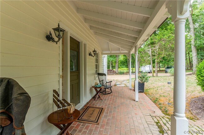 Building Photo - 603 Manakin Rd