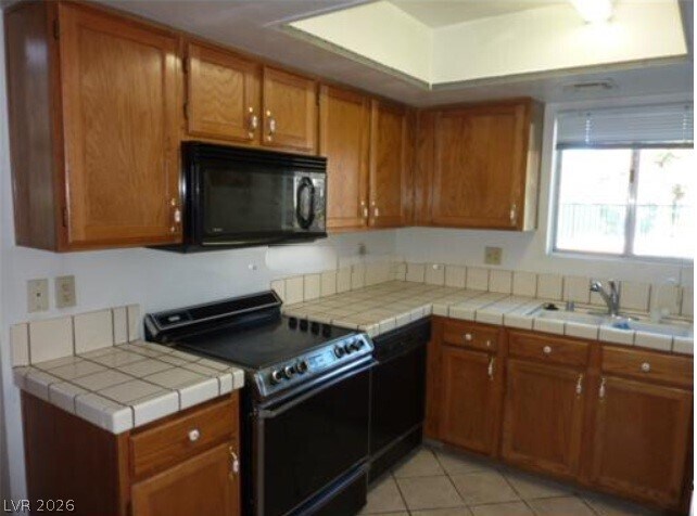 Foto del edificio - 2451 Old Forge Ln