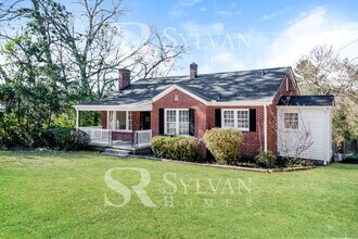 Building Photo - 922 Charleston Hwy