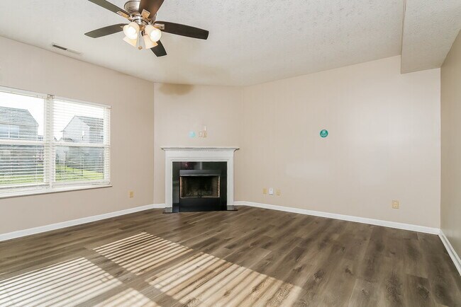 Foto del edificio - 3151 Limber Pine Dr