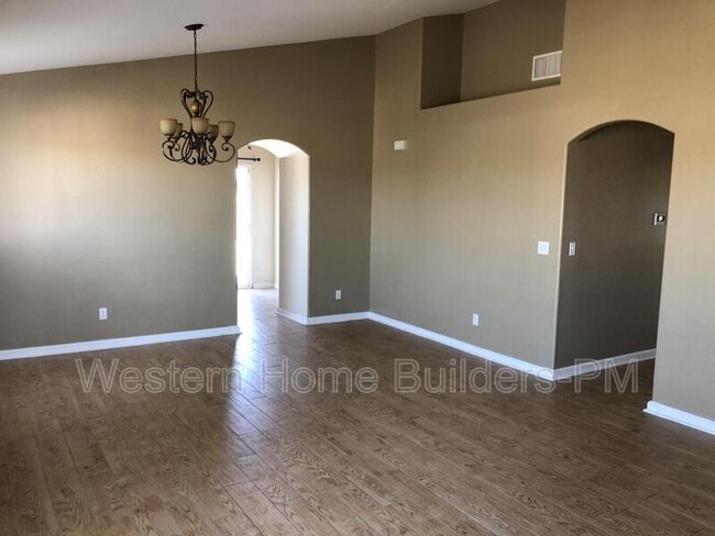 Building Photo - 6997-6949 49 Palms Ave