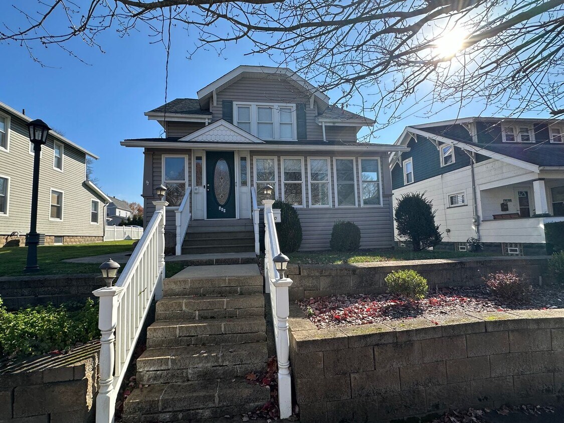 Primary Photo - New Listing in Grove City PA