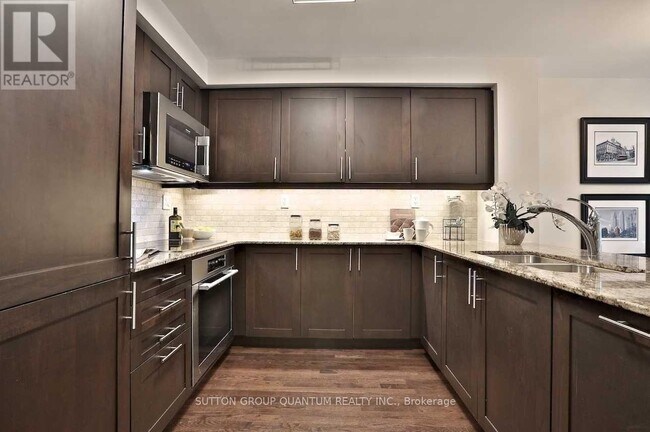 Building Photo - 1 Bedford Rd