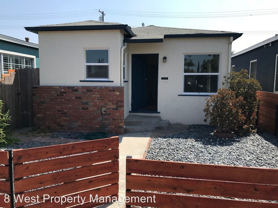 Foto principal - 2 br, 1 bath House - 4439 Central Ave