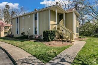 Building Photo - 110 Heywood Rd