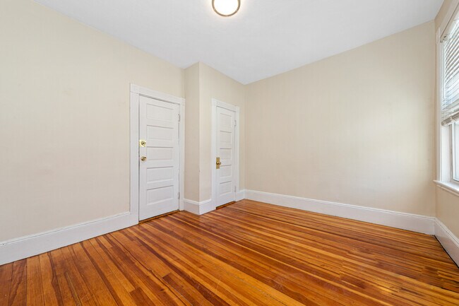 Foto del edificio - 46 Brackett St