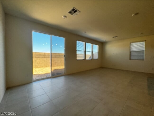 Foto del edificio - 9250 Innot Ave