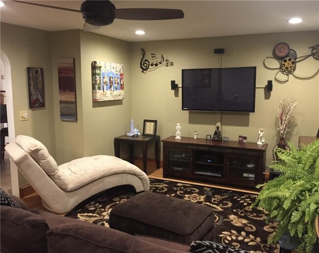 Foto del edificio - 60 Notre Dame St