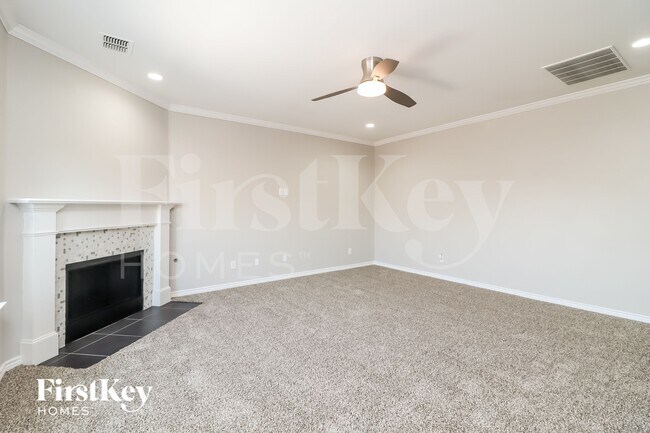 Foto del edificio - 3805 Whisper Hollow Way