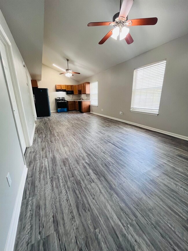 Building Photo - 1706 S Gadsden St