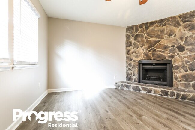 Building Photo - 2194 Cherokee Valley Cir