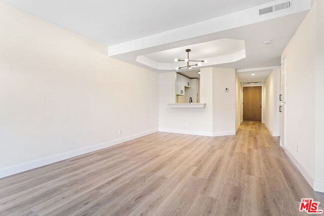 Foto del edificio - 535 W 4th St