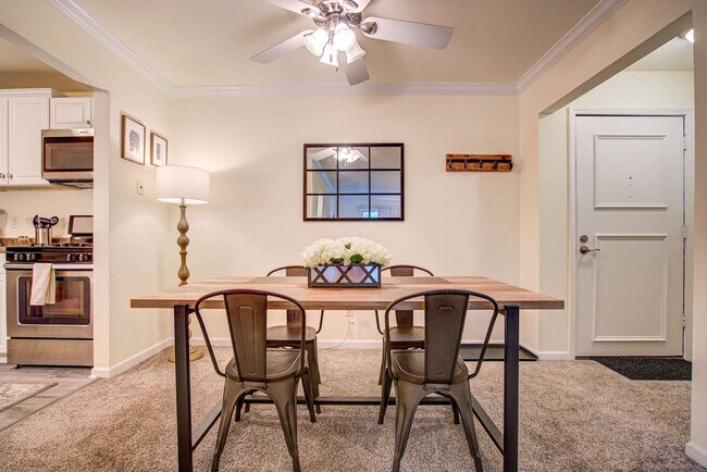 Foto del edificio - 3367 S 100th St