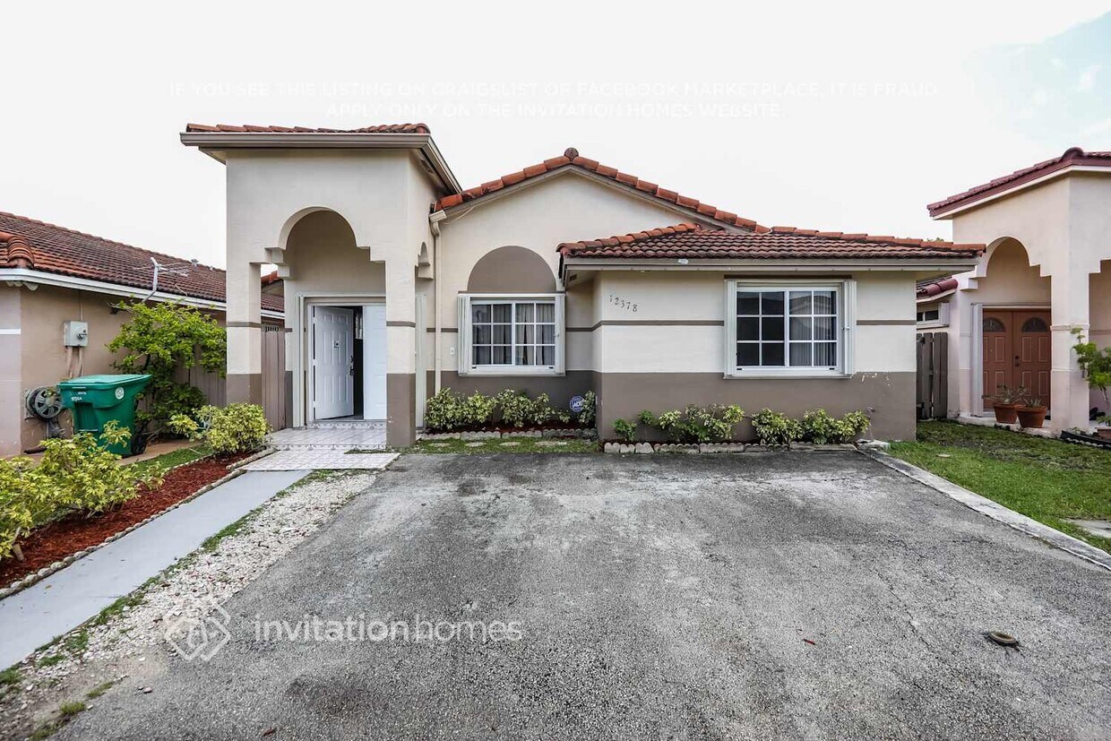 Foto principal - 12378 NW 98th Ave