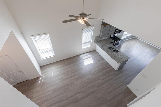 Building Photo - 25507 Burnett Ranch Ln
