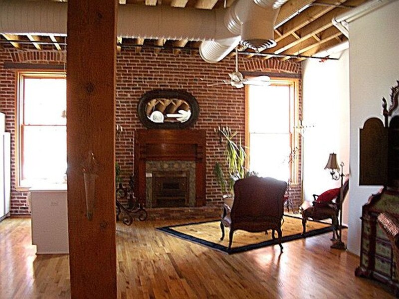 Primary Photo - 1143 Auraria Pkwy