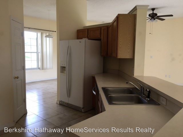 Building Photo - 3 br, 2 bath House - 2424 Winfield Dr