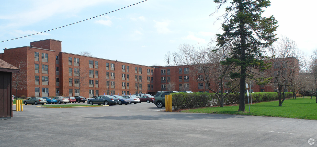 Primary Photo - Curtis Apartments