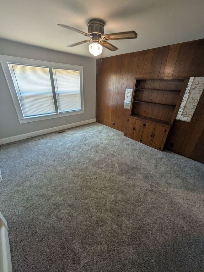 Building Photo - 3BD/2BA Home in Hickory