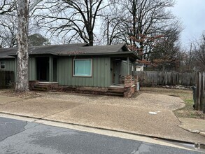 Building Photo - 5423 B St