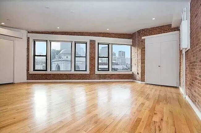 Building Photo - Bowery