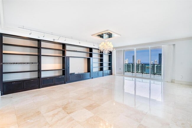 Foto del edificio - 3201 NE 183rd St