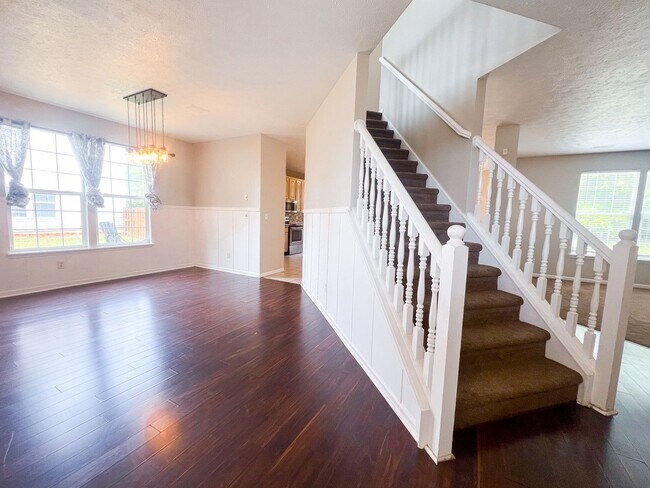 Foto del edificio - 10640 Northern Dancer Dr