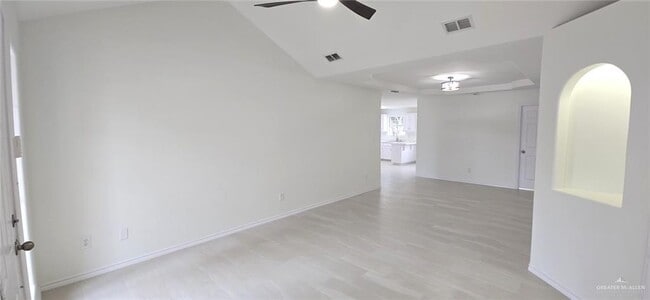 Building Photo - 406 S 28th St