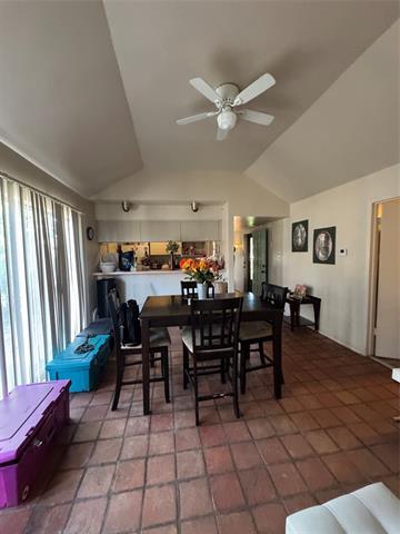 Foto del edificio - 13422 Blossomheath Ln