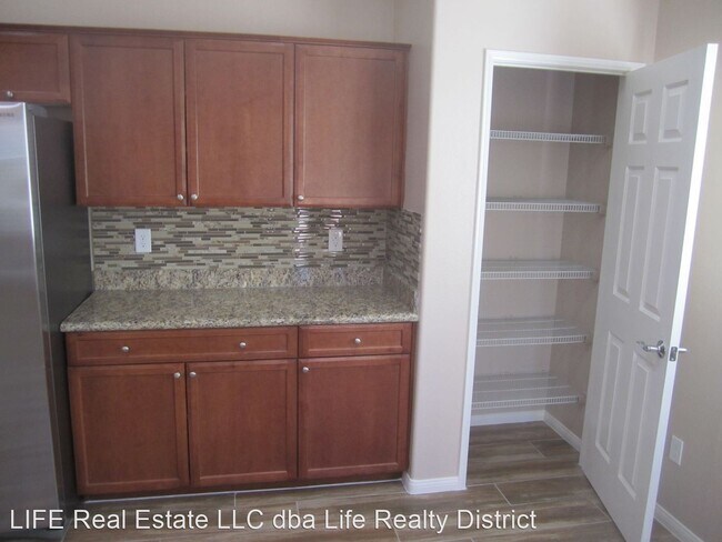 Foto del edificio - 3 br, 3 bath House - 3607 Via Santa Maria