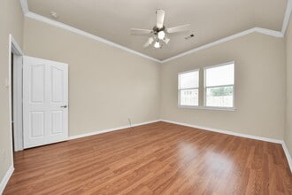 Building Photo - 24503 Hikers Bend Dr
