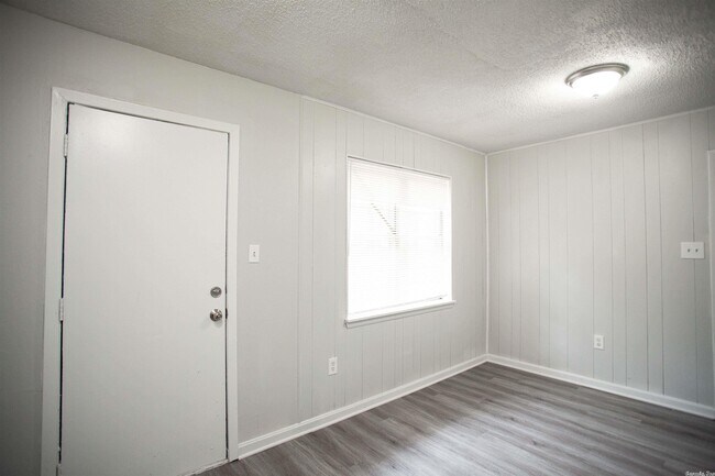Building Photo - 4201 Wilbur Dr