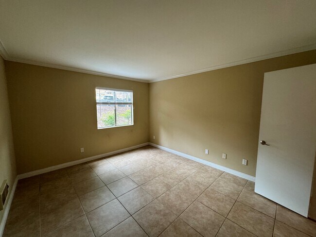 Building Photo - 201 Woodland Pkwy