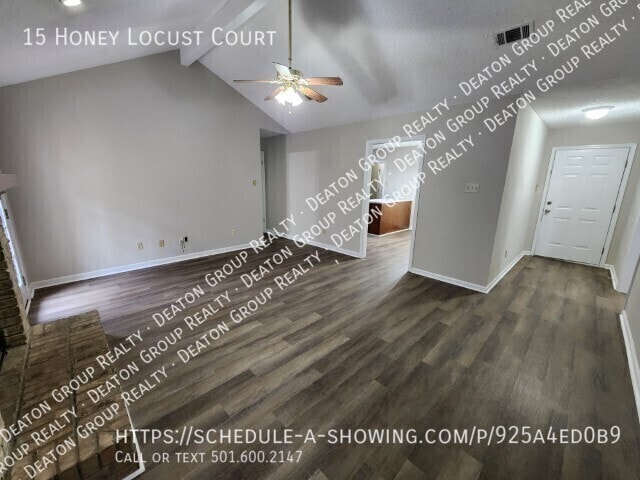 Building Photo - 15 Honey Locust Ct