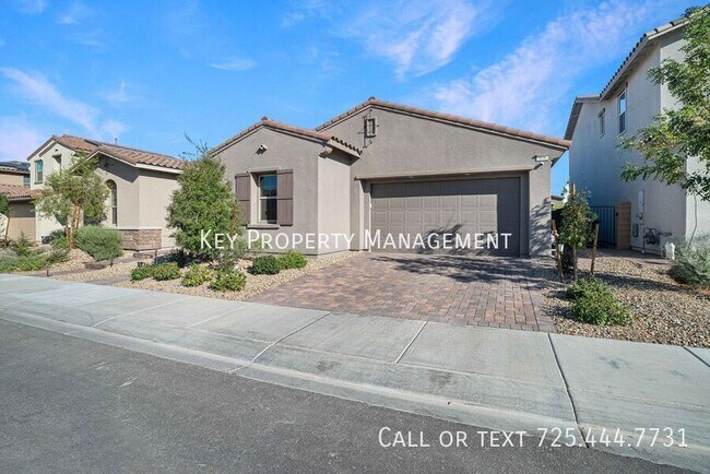 Foto del edificio - Single Story 3 Bedroom Home in Sky Canyon ...