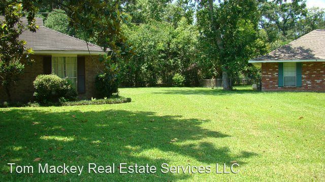 Foto del edificio - 3 br, 2 bath House - 261 Halfway Tree Rd.