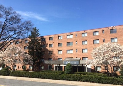 Condo Building - 3515 Washington Blvd