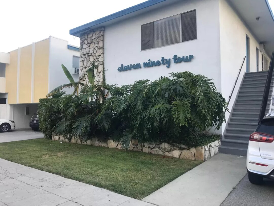 1194 W 30th St Unit 7, Los Angeles, CA 90007 Apartments Los Angeles