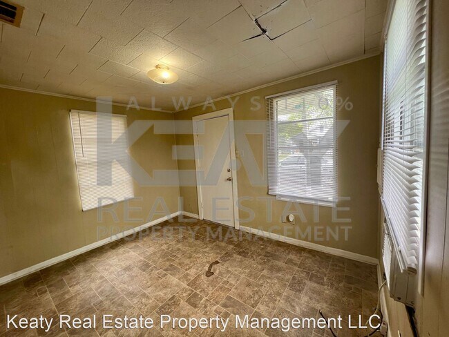 Foto del edificio - 2 br, 1 bath House - 219 Edison Street