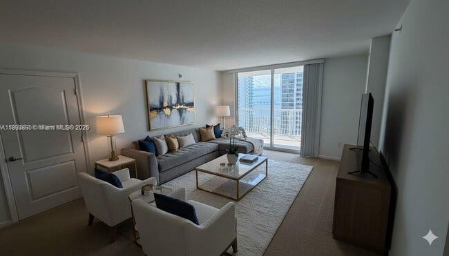Building Photo - 1200 Brickell Bay Dr